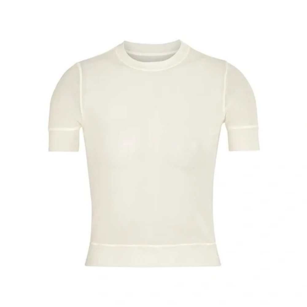 SKIMS Sheer summer tee shirt size M brand new without tags color bone